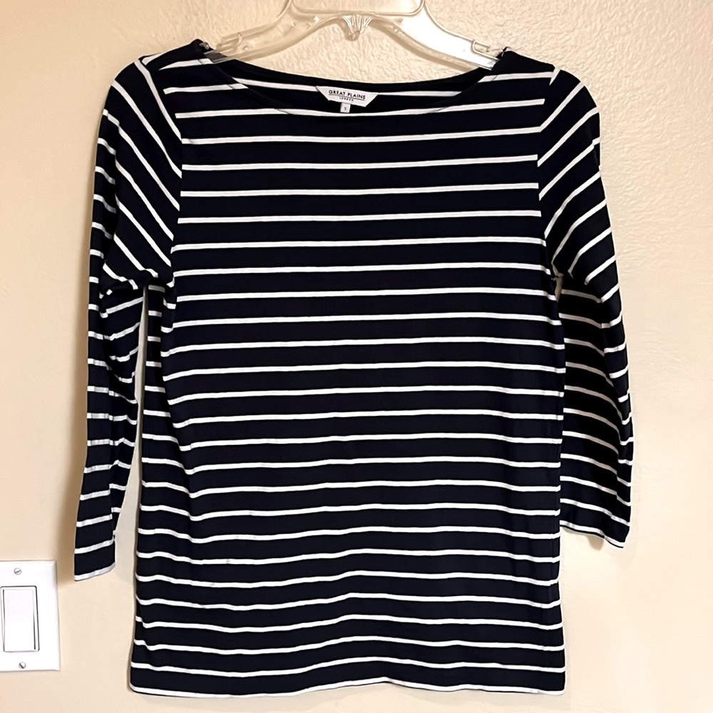 Great Plains women’s top